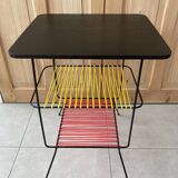 Table d’appoint scoubidou