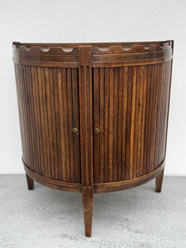 Bar vintage en demi-lune