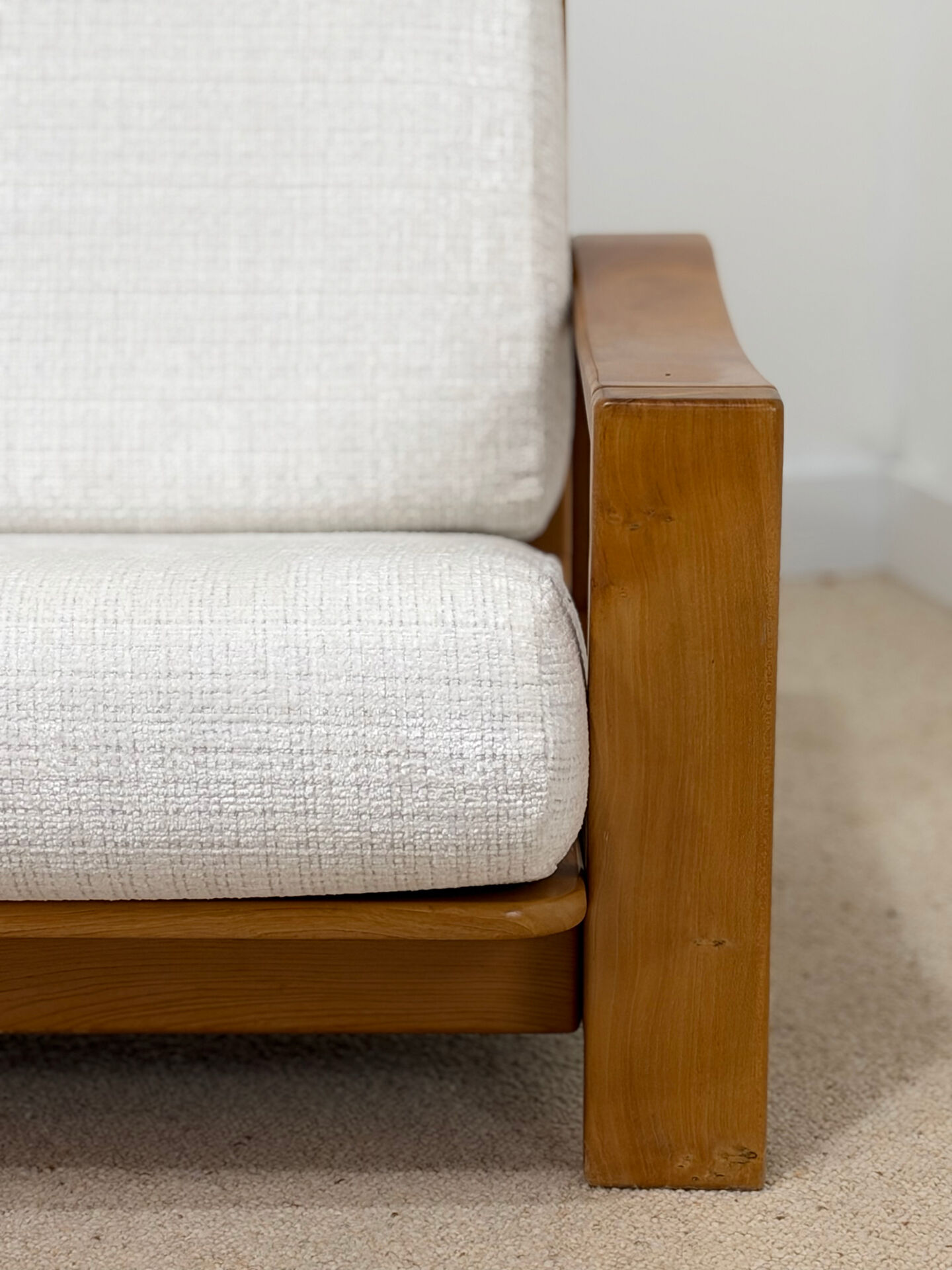 Pair of vintage armchairs in solid wood – new white fabric