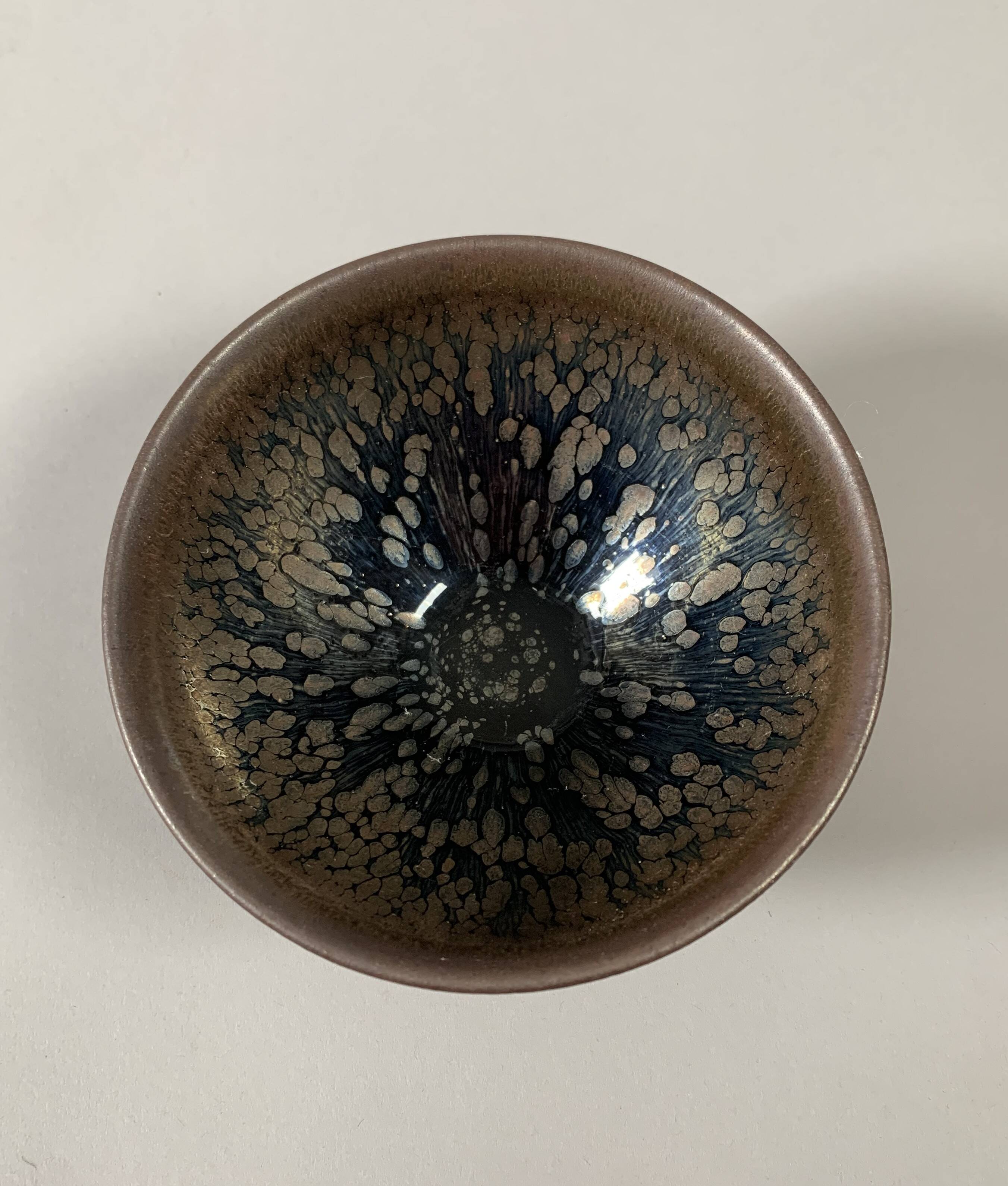Stoneware bowl with "hare fur" glaze. Jianyao. Song Dynasty style.