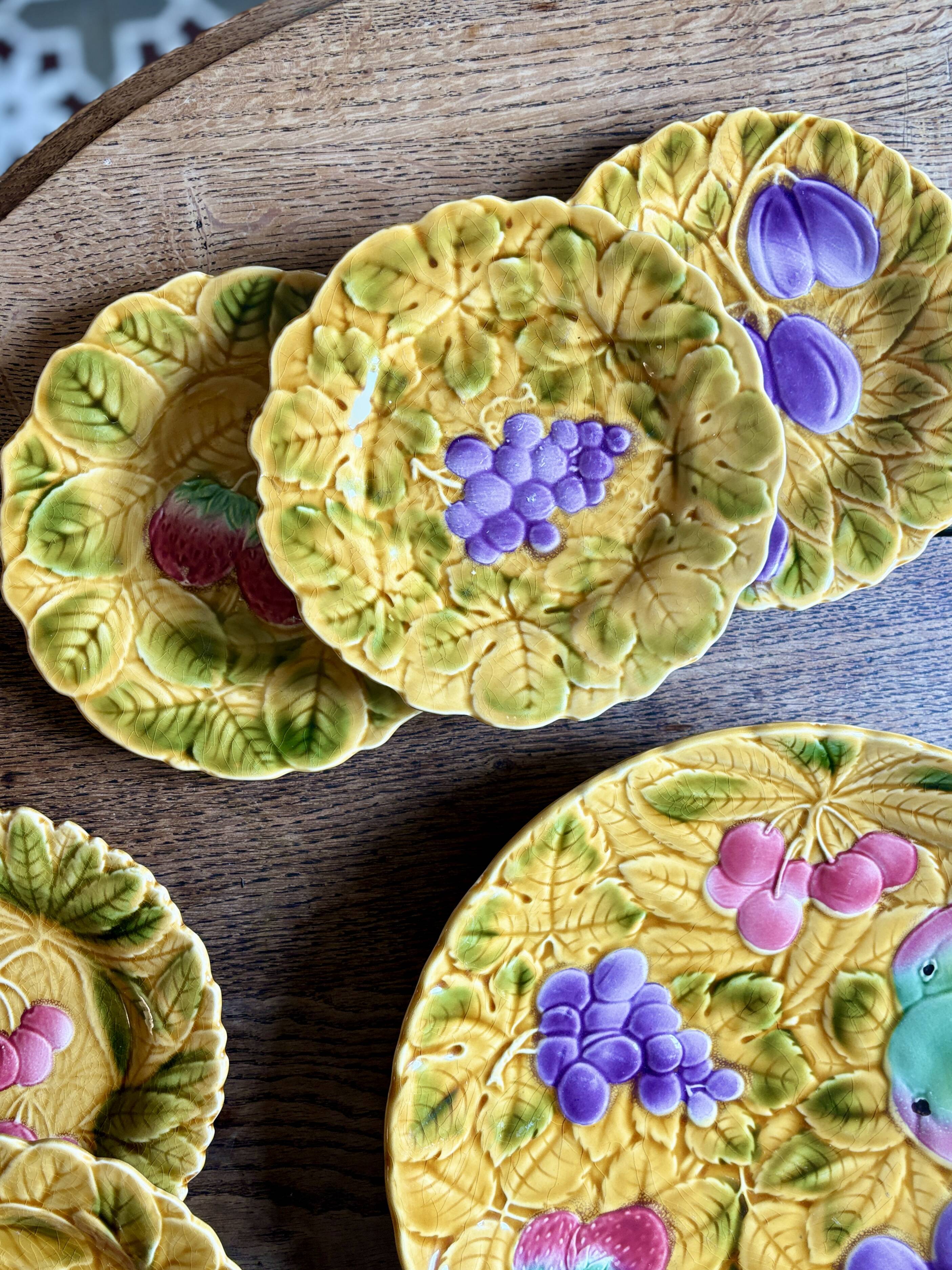 Vintage dessert service in majolica - Sarreguemines -