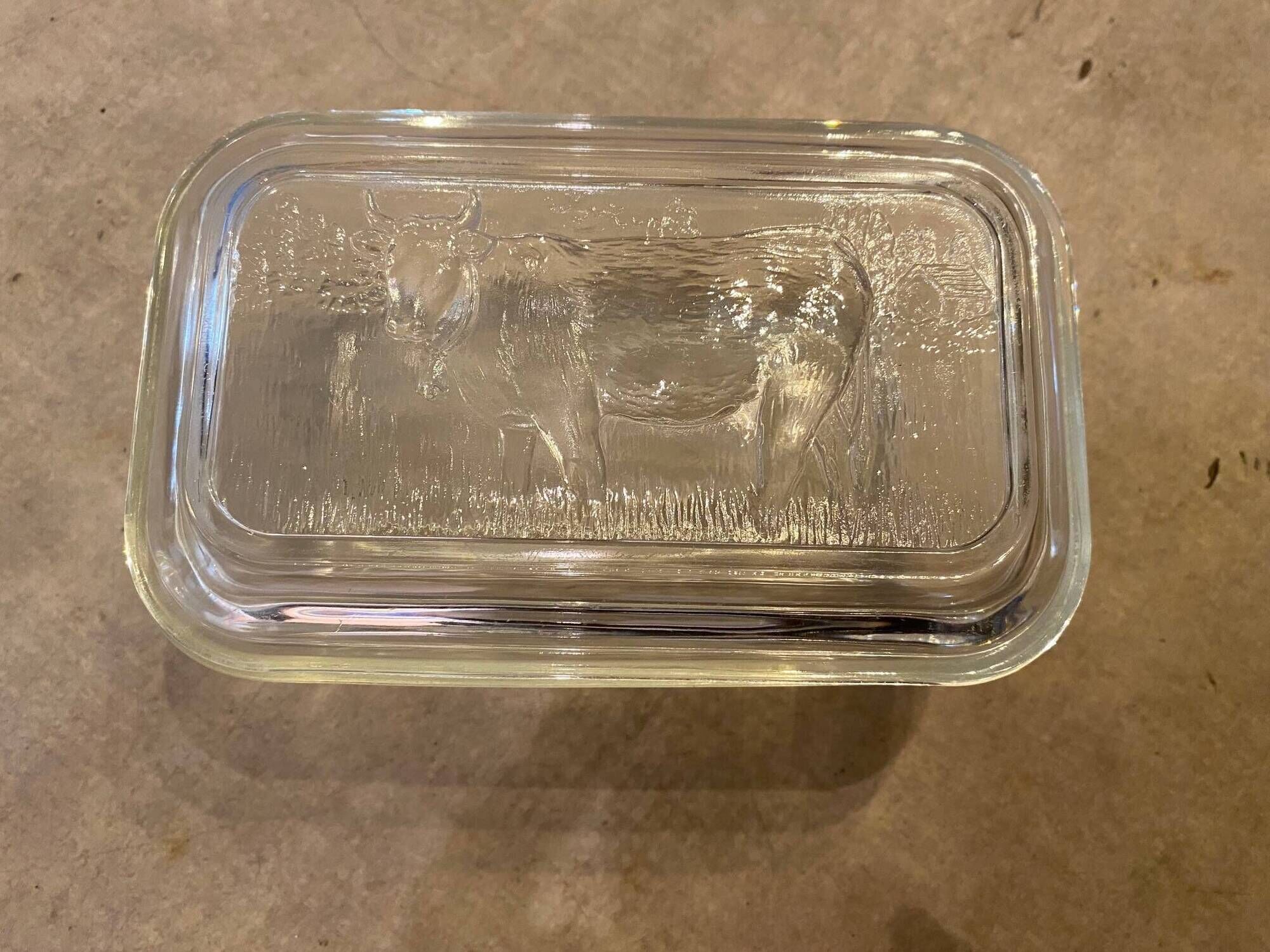Old butter dish with glass cow decor brand duralex vintage 1970s