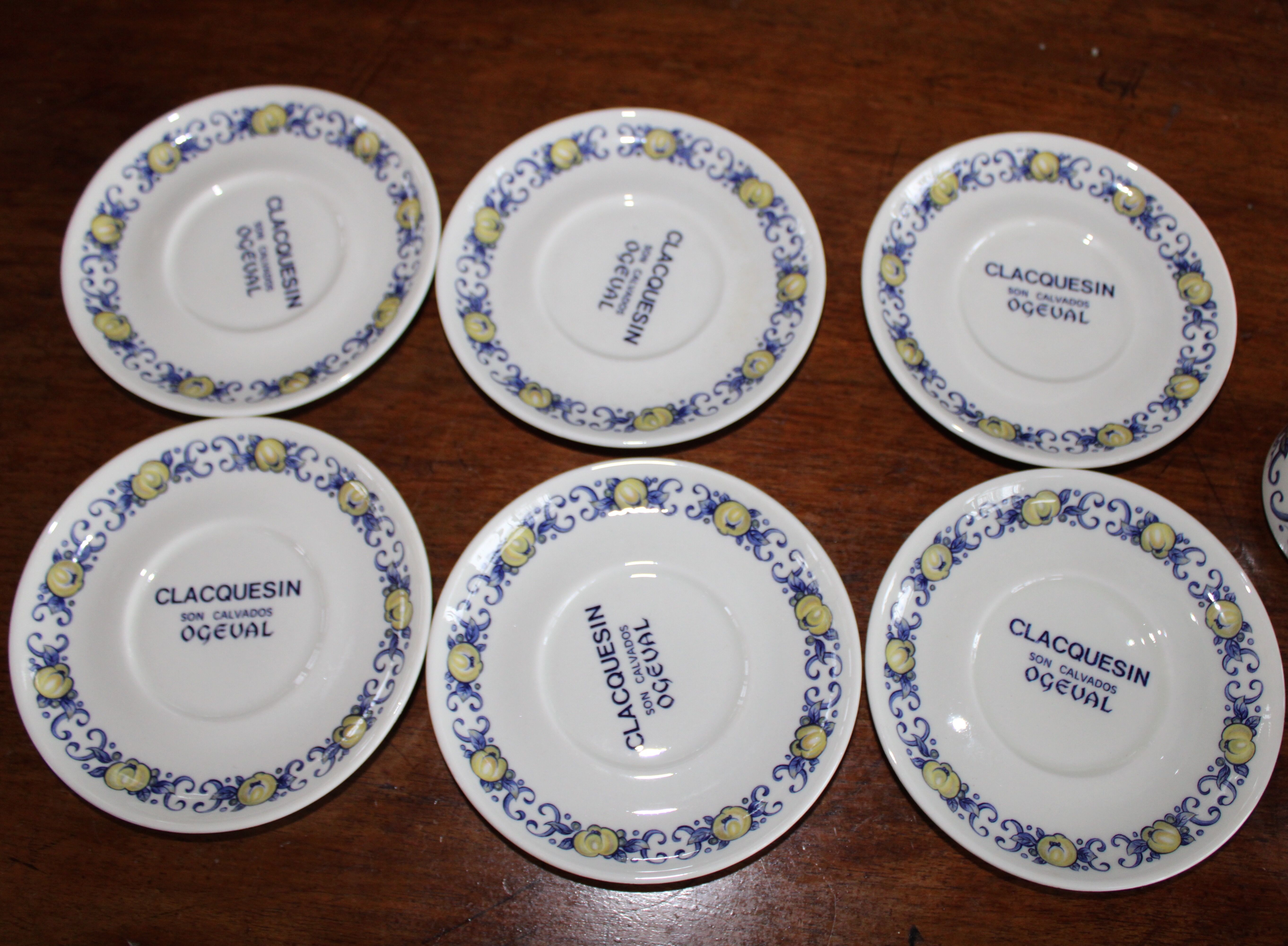 Villeroy and Boch Cadiz Clacquesin porcelain espresso cups