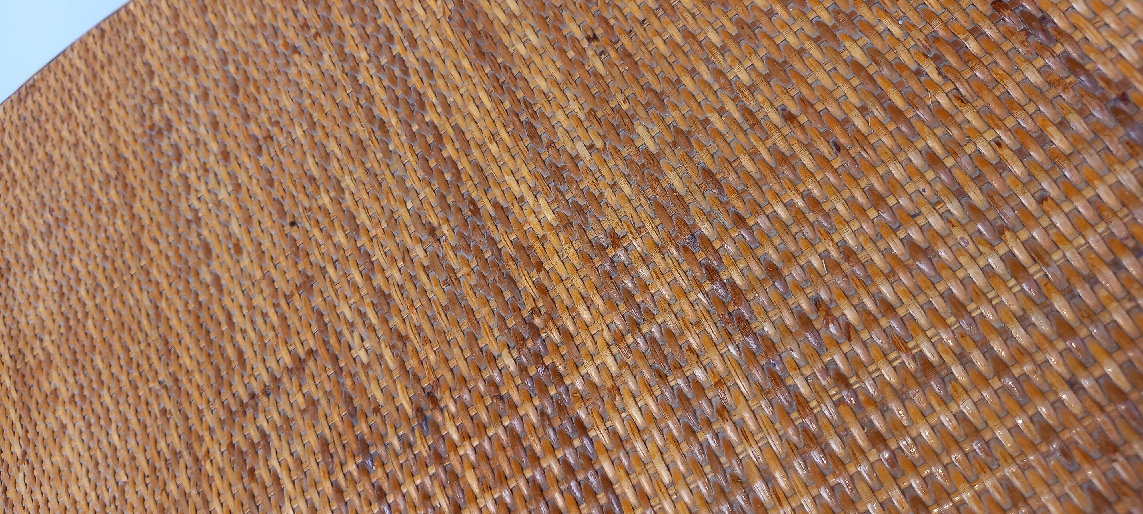 Bamboo bar and braided straw