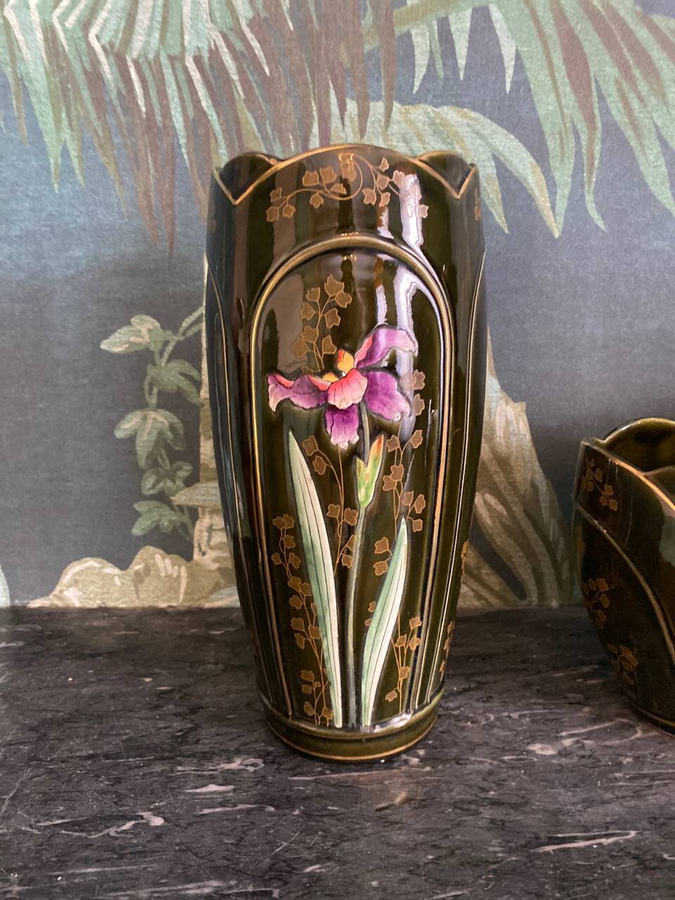 Rare Art Nouveau Ensemble circa 1900 – Glazed ceramic with iris decoration – Trio