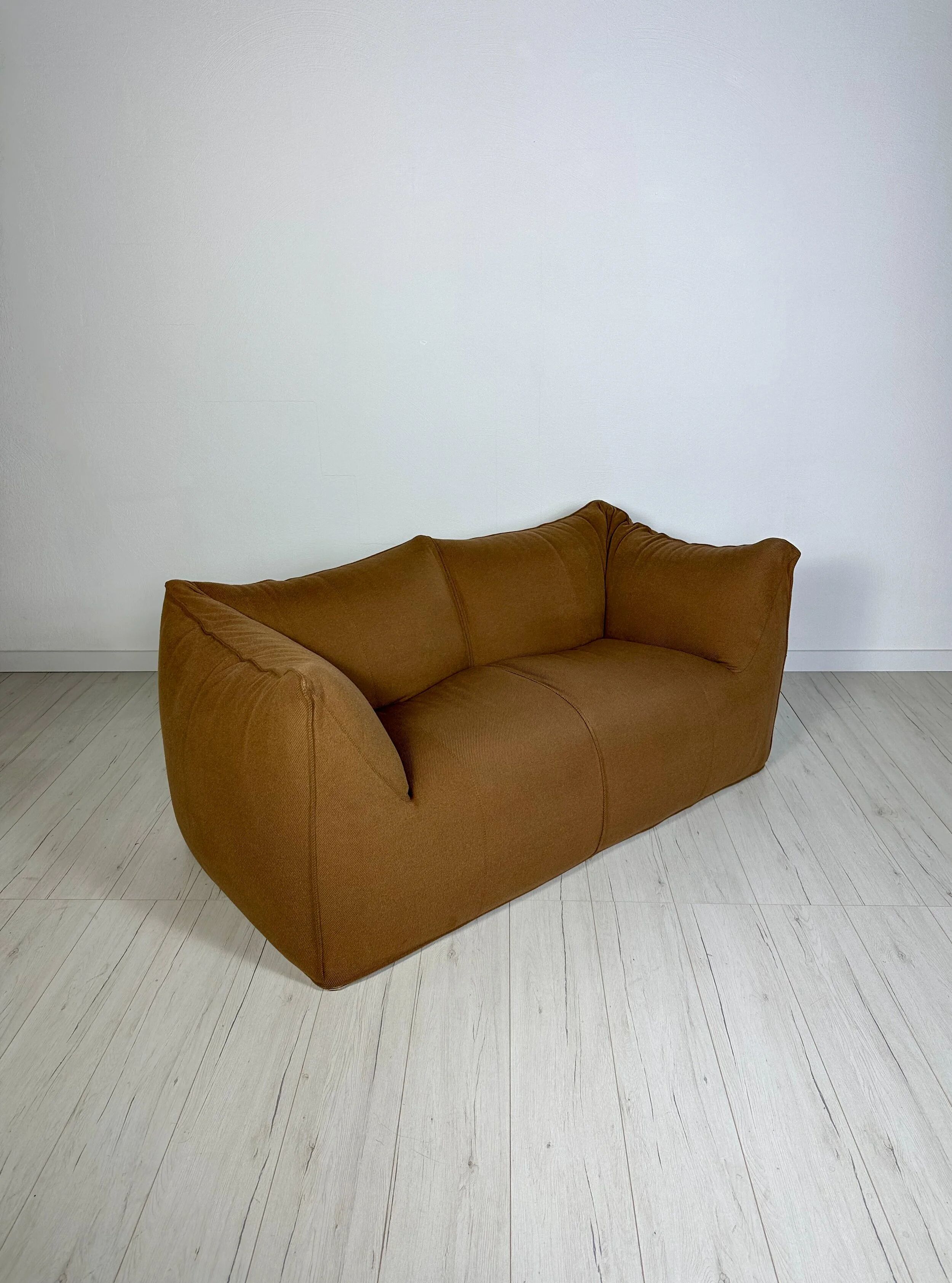 ‘80s original vintage Le Bambole 2-seater sofa by Mario Bellini for B&B Italia