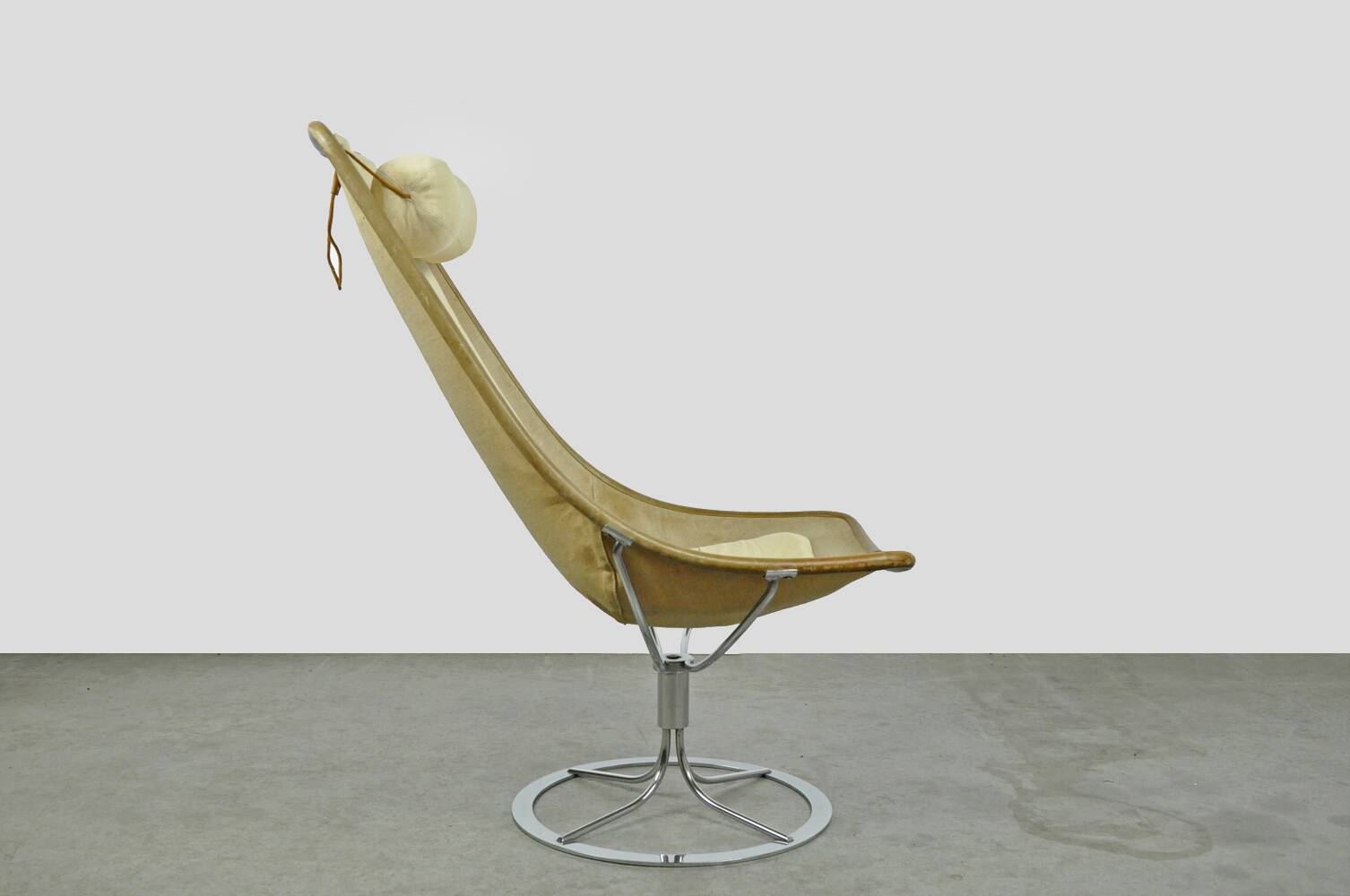 Iconic swivel chair ‘jetson’ by bruno mathsson, sweden 1970s