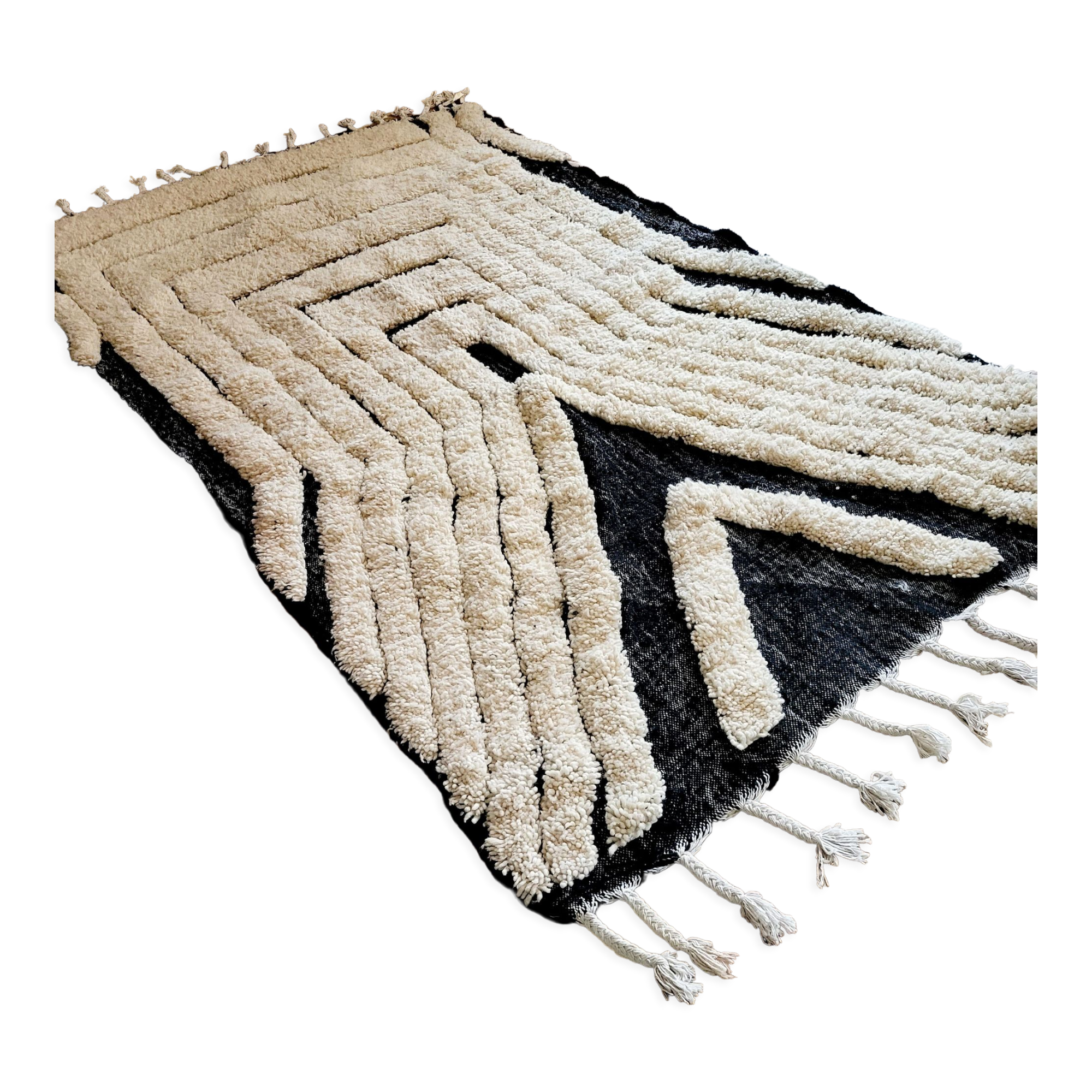 BENI OUARAIN CARPET patterns 250 X 150 cm black and beige