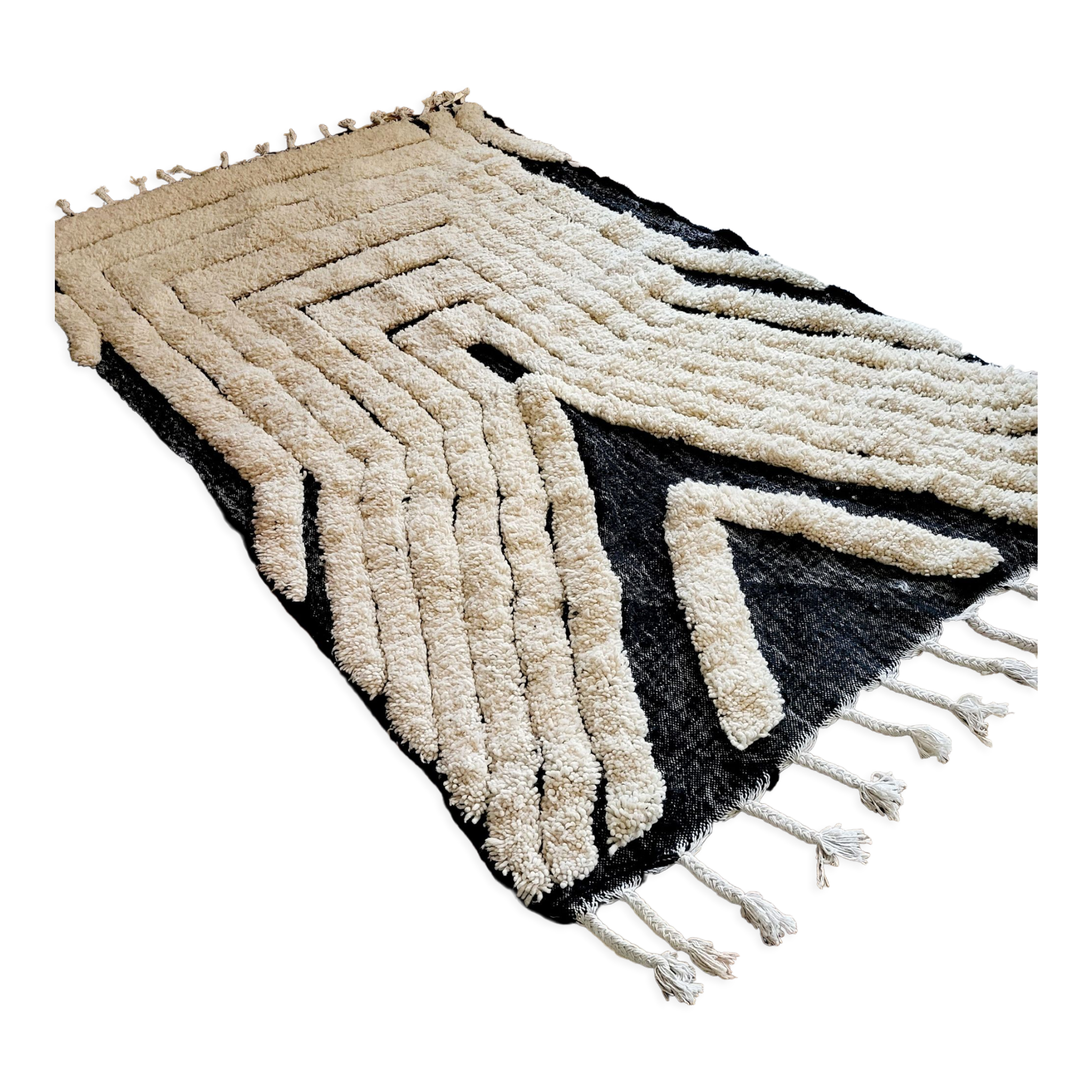 BENI OUARAIN CARPET patterns 250 X 150 cm black and beige
