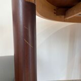 Extendable teak round table