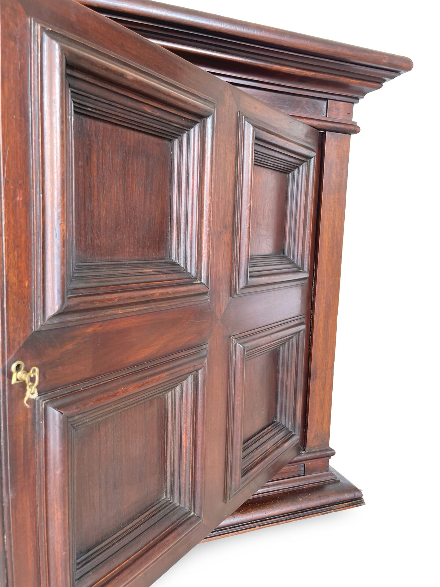 The high-quality Italian Renaissance Revival credenza, 1920s/1930s