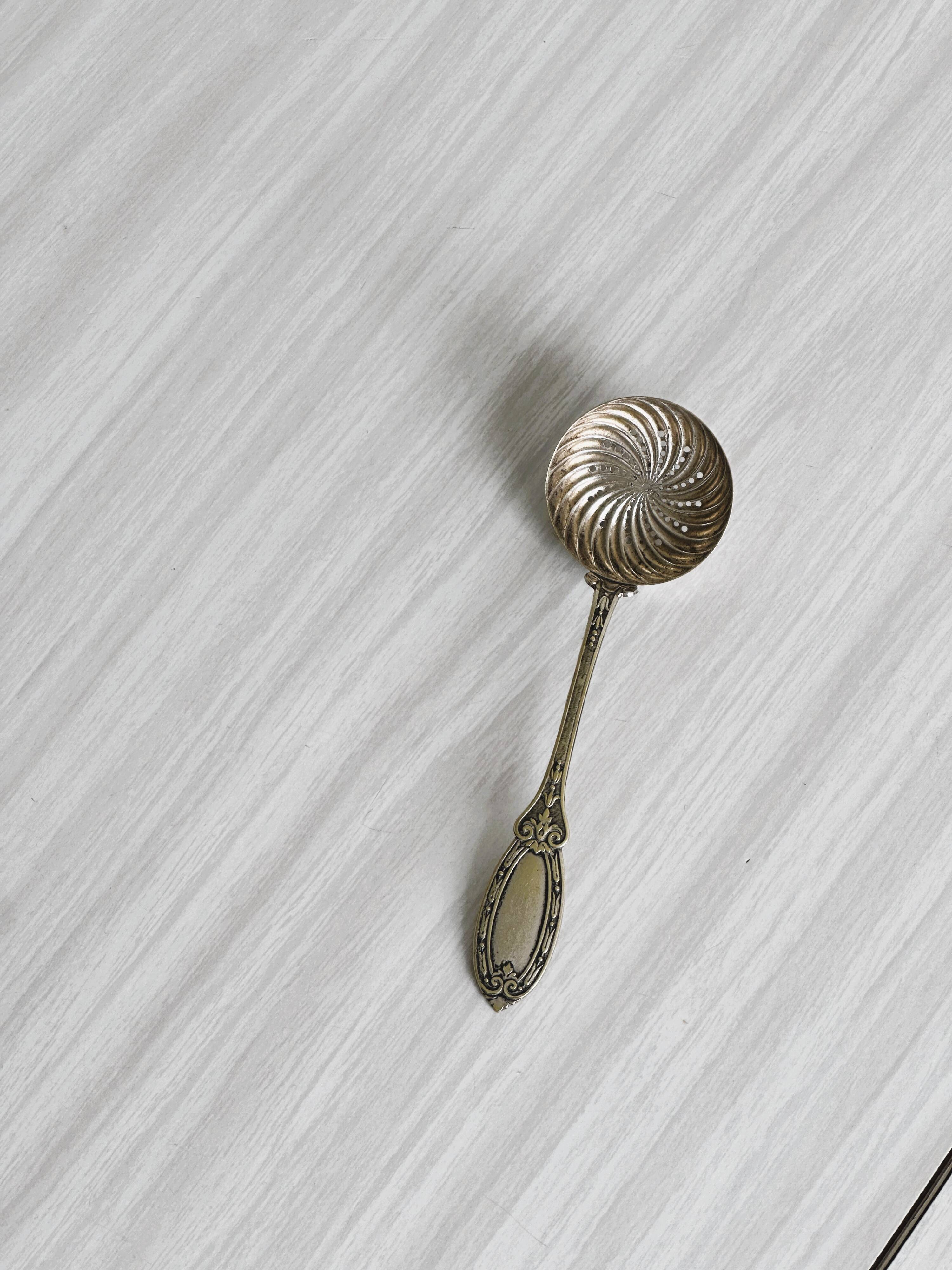 Petite cuillère à poudre ancienne métal argenté