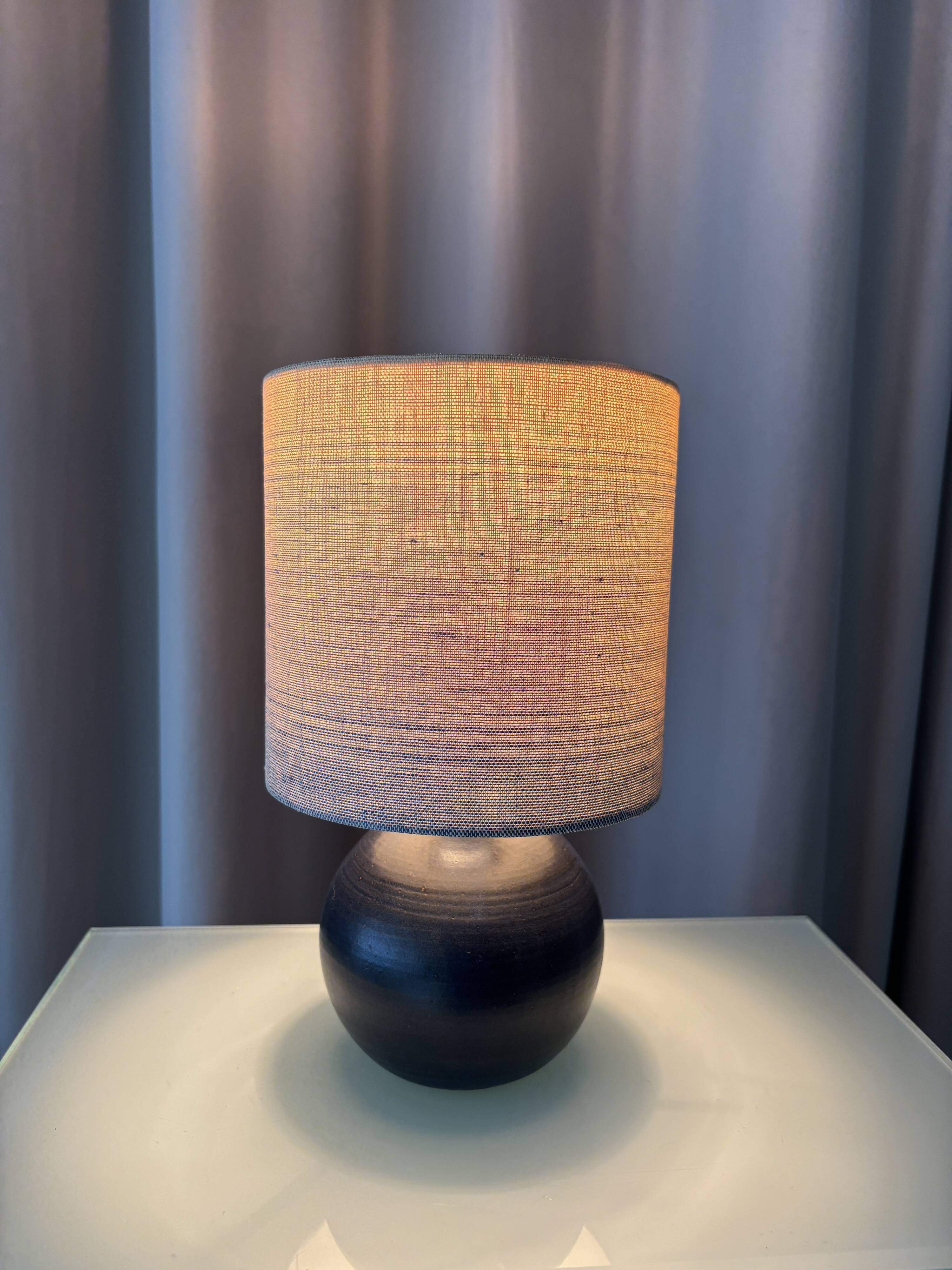 Vintage Mid-Century Studio Pottery Table Lamp – Signed JM – Blue Stoneware