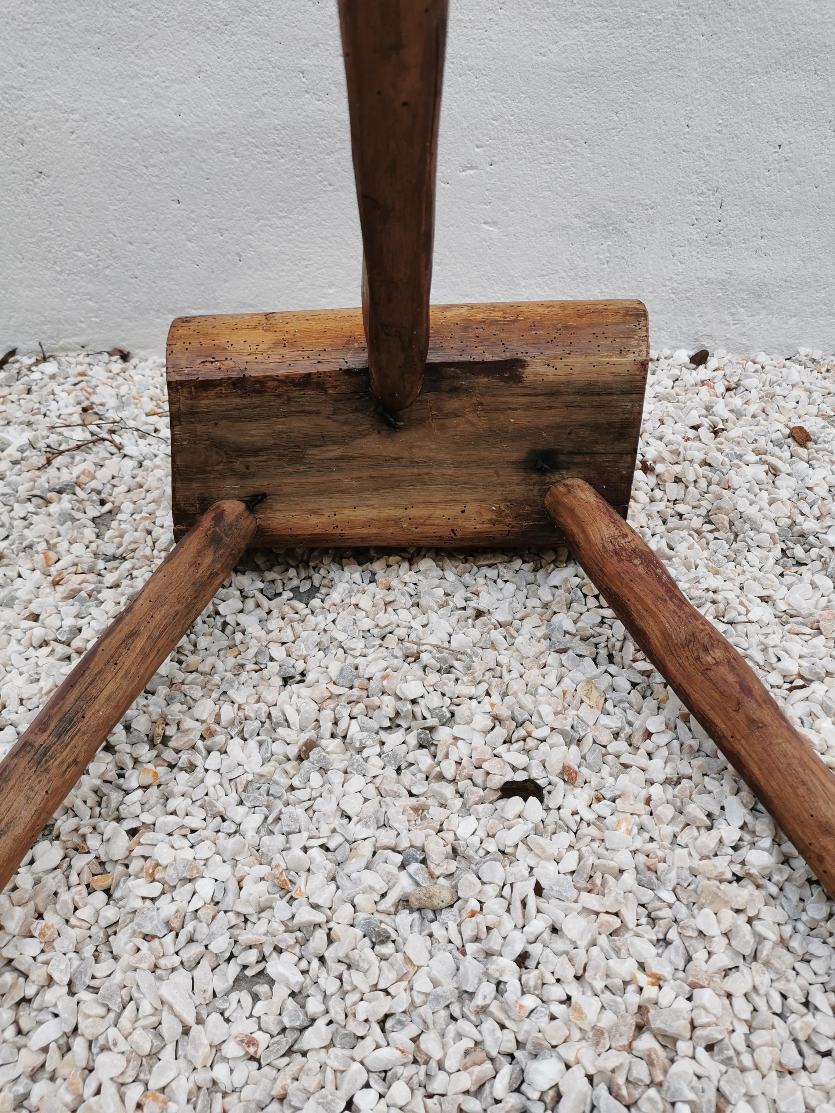 Tripod stool