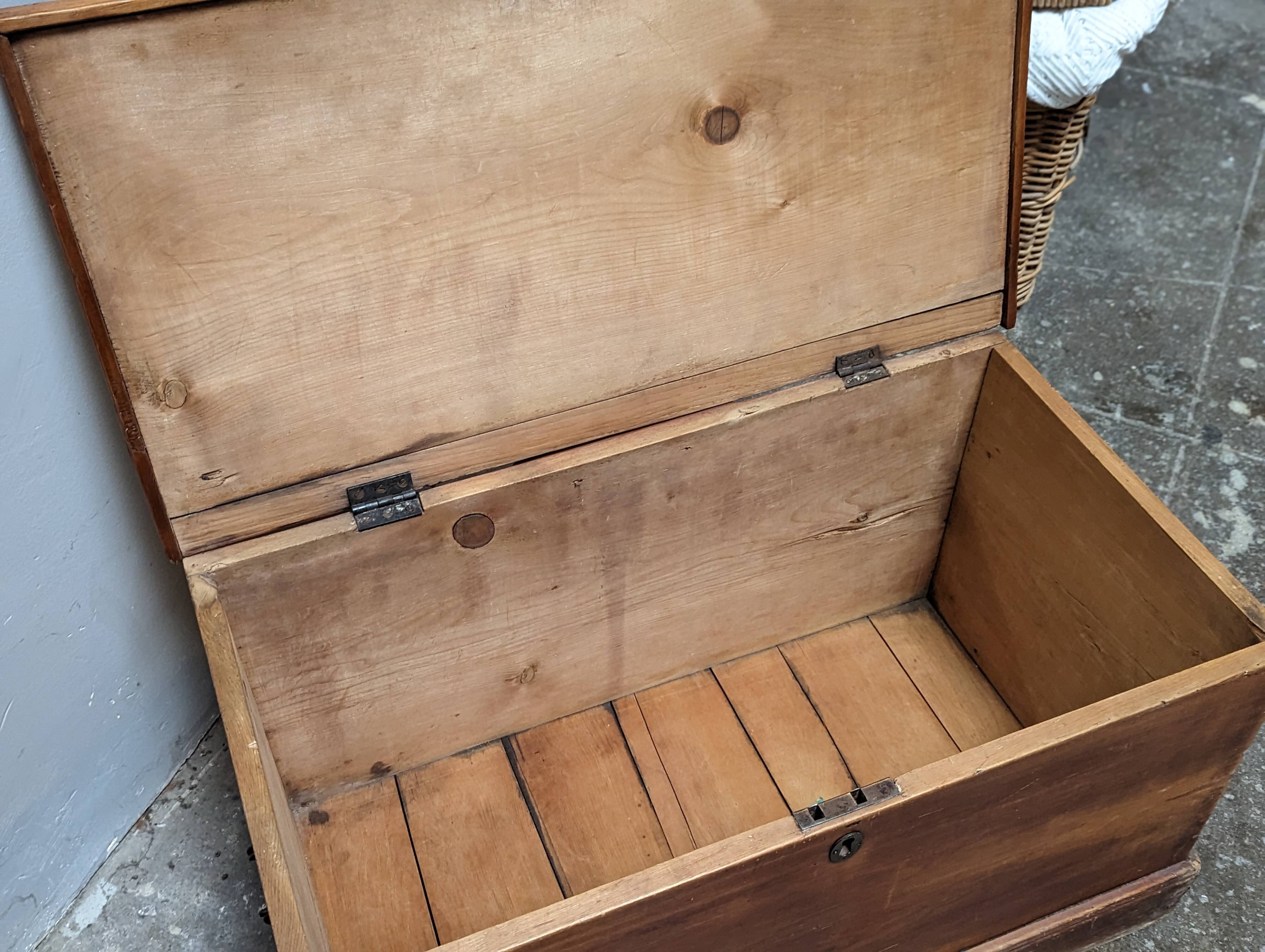 Pine chest