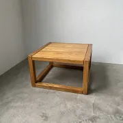 Table basse carrée de la Maison Regain