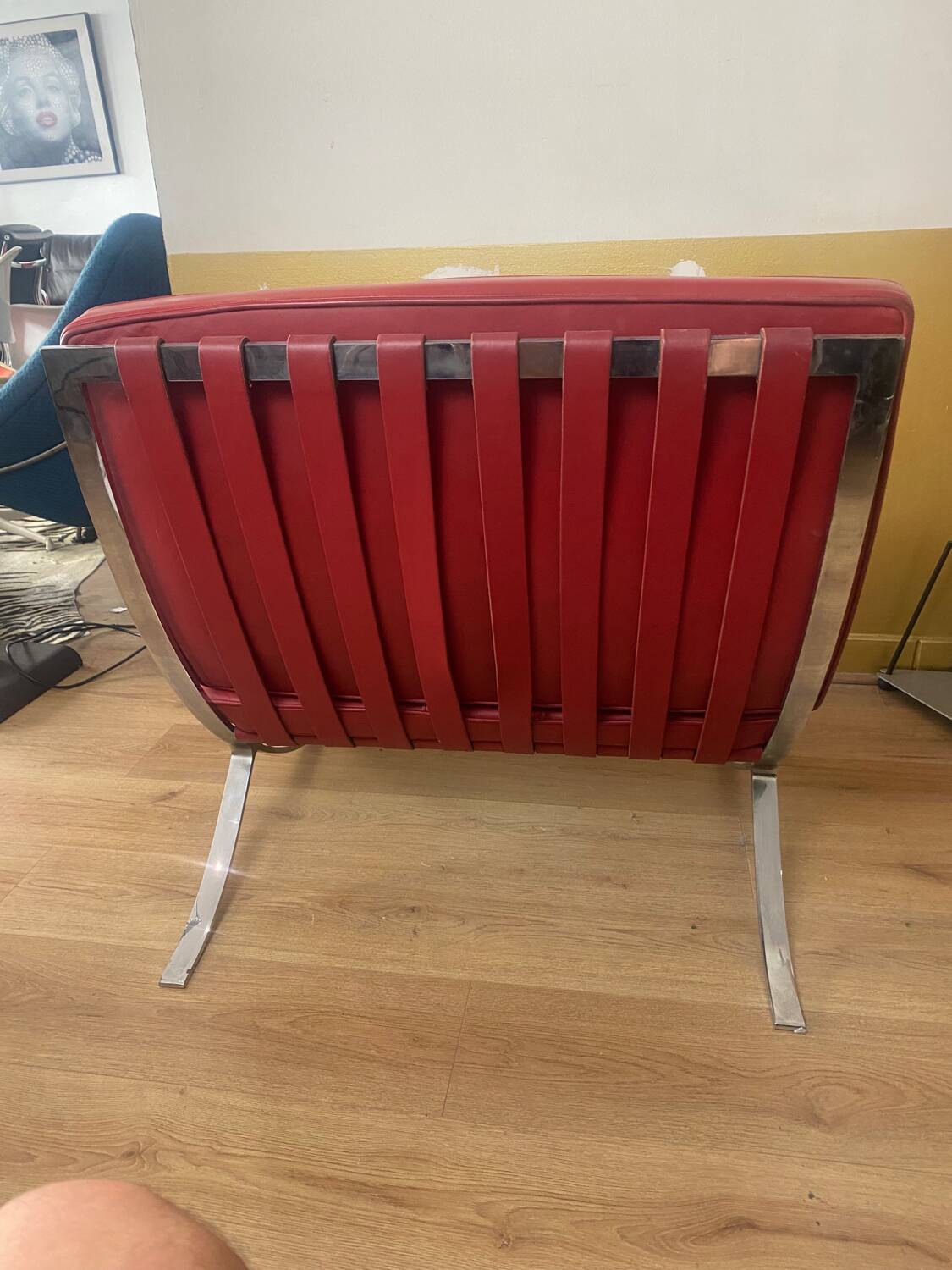 Barcelona red leather chair Knoll edition