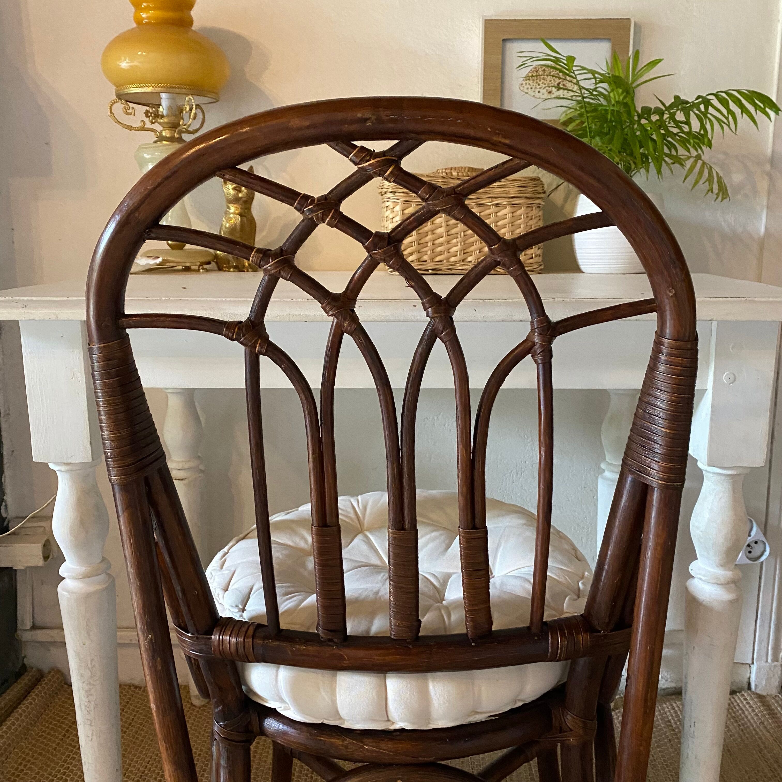 Vintage rattan chair