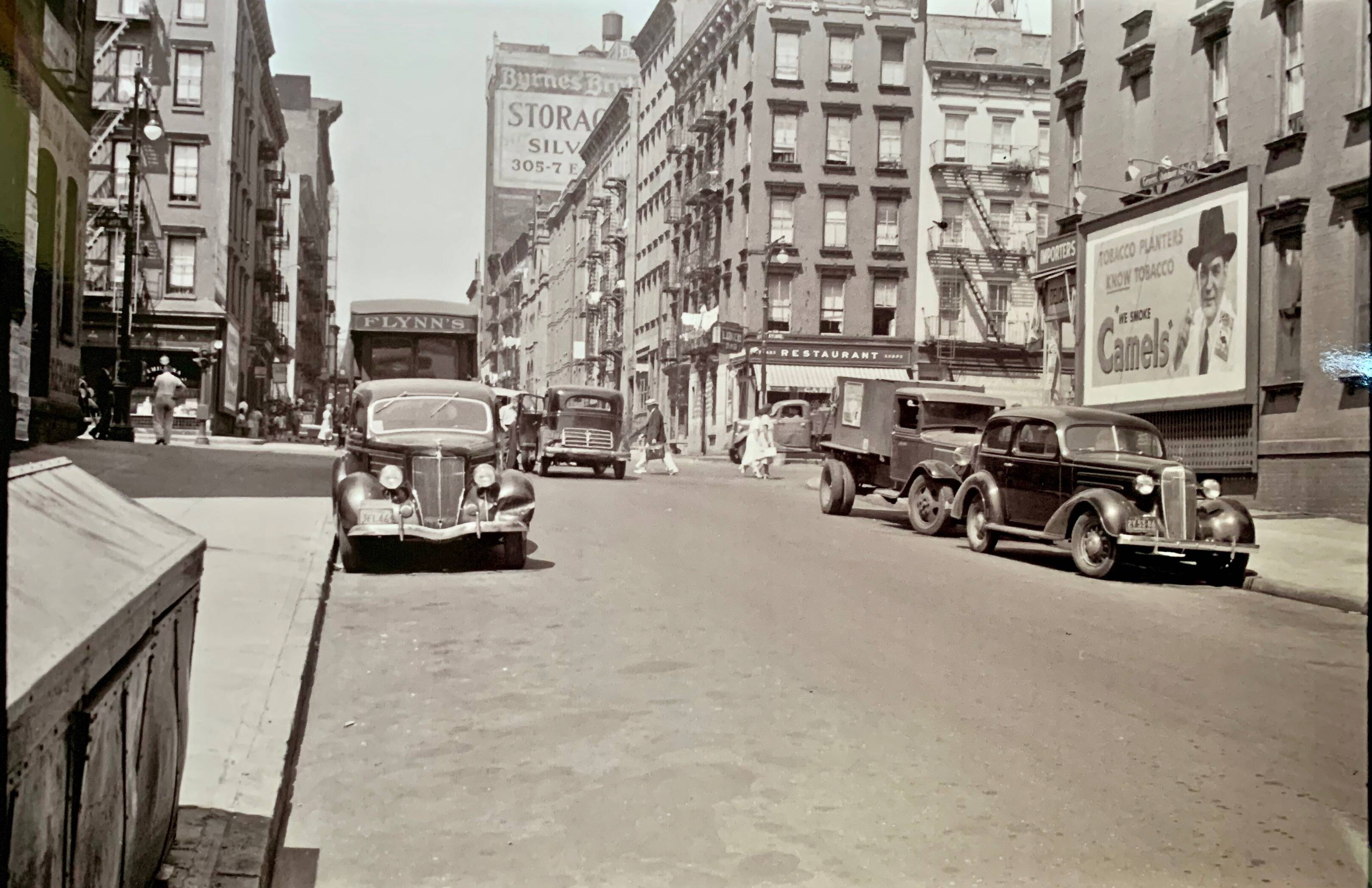 Photo by Art W. Evans - New York, 61st Street - Between 1st and 3rd Avenues (circa 1929)