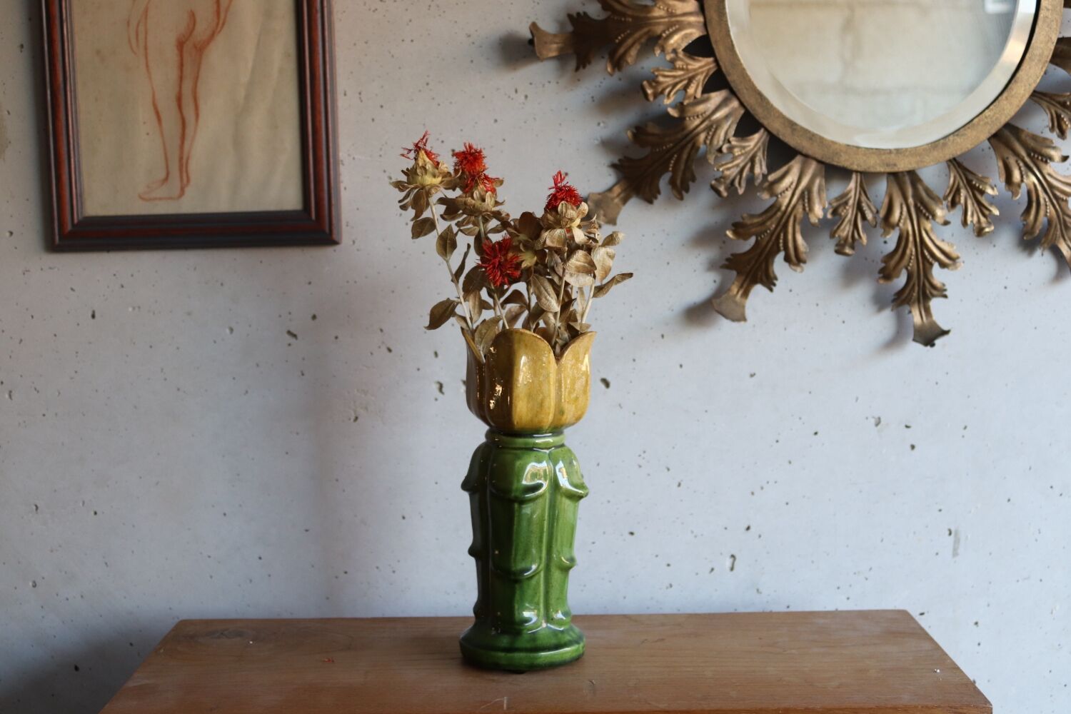 Vase ancien fleur en barbotine