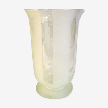 Glass vase with satin stripes