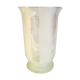 Vase en verre avec rayures satinées