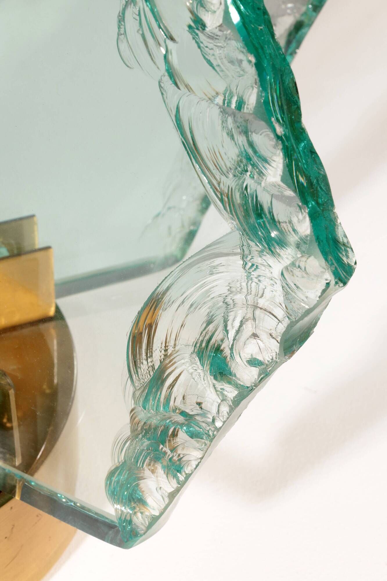 Lampe de table en verre ciselé et laiton par Gino Paroldo pour Dinodei, années 1960