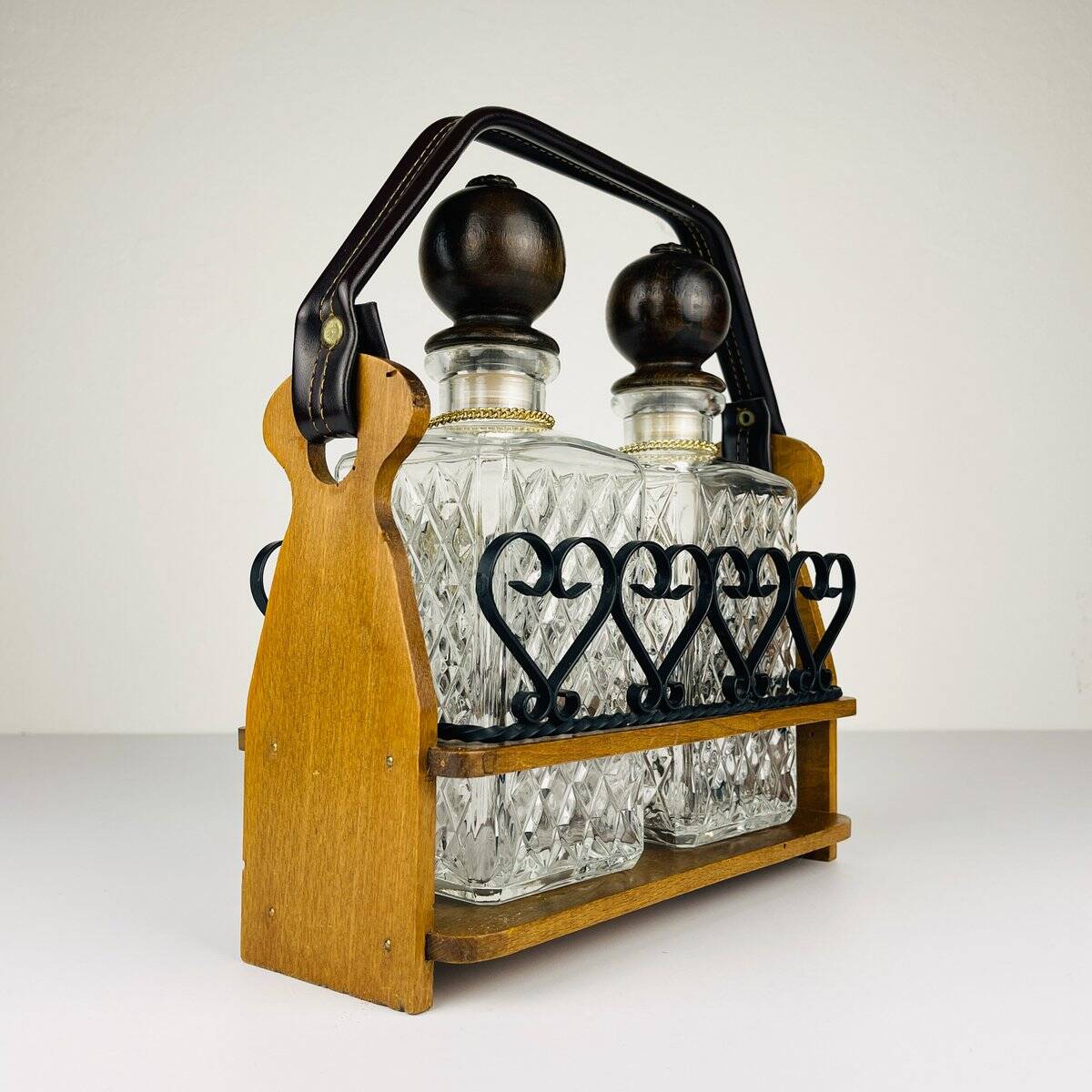 Tantalus Vintage Decanters for Cognac and Whisky, Italy, 1960s, set of 2