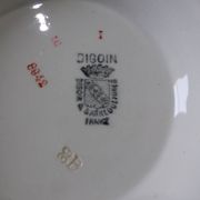 Dish servant on pedestal Digoin Sarreguemines 200320