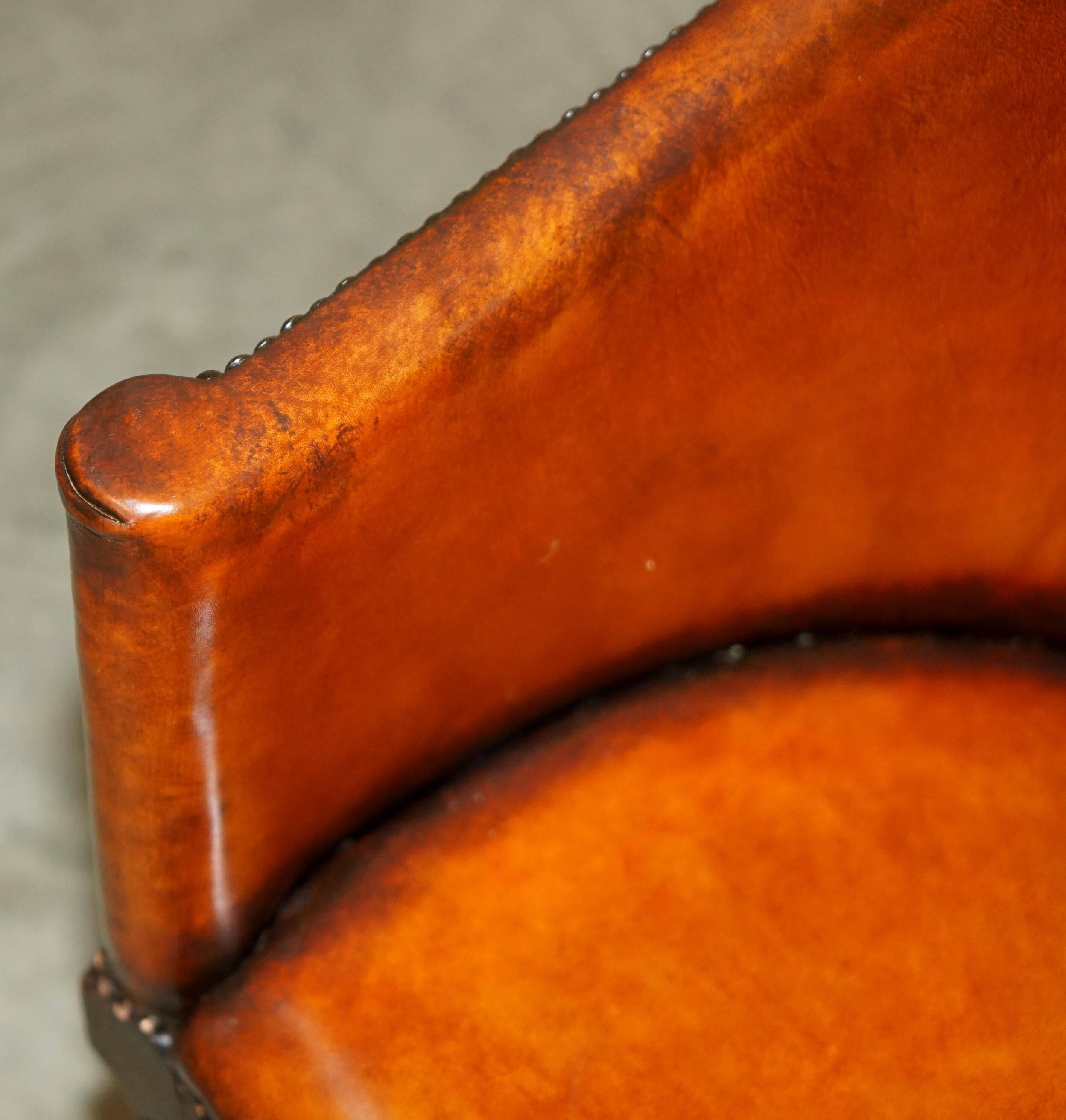 Fauteuil de bureau Édouardien 1910 en cuir et chêne sculpté