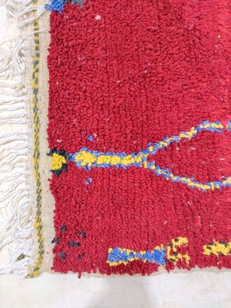 Handmade red moroccan berber rug 300 x 200 cm
