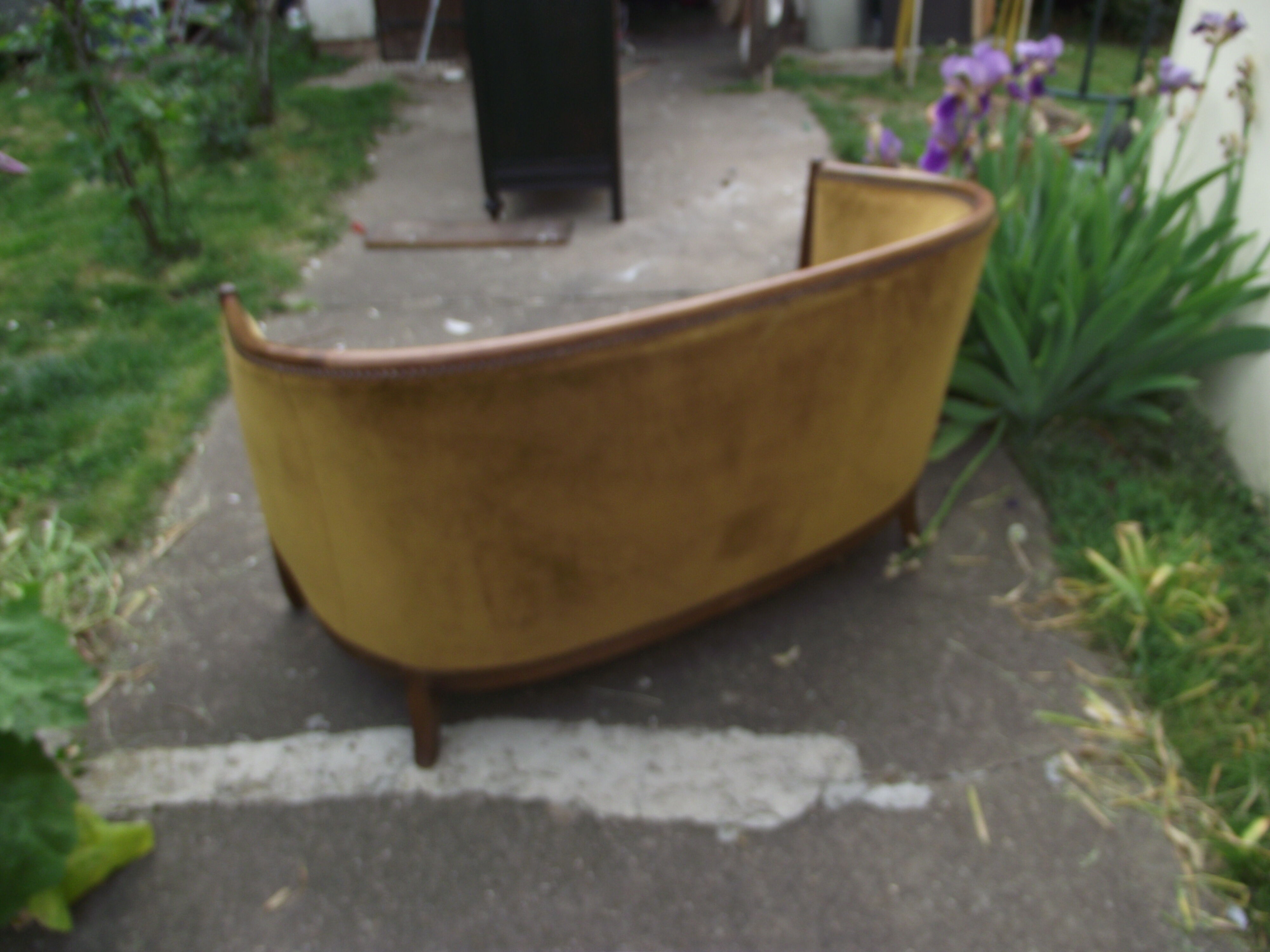 Art Deco 2-seater sofa in solid walnut