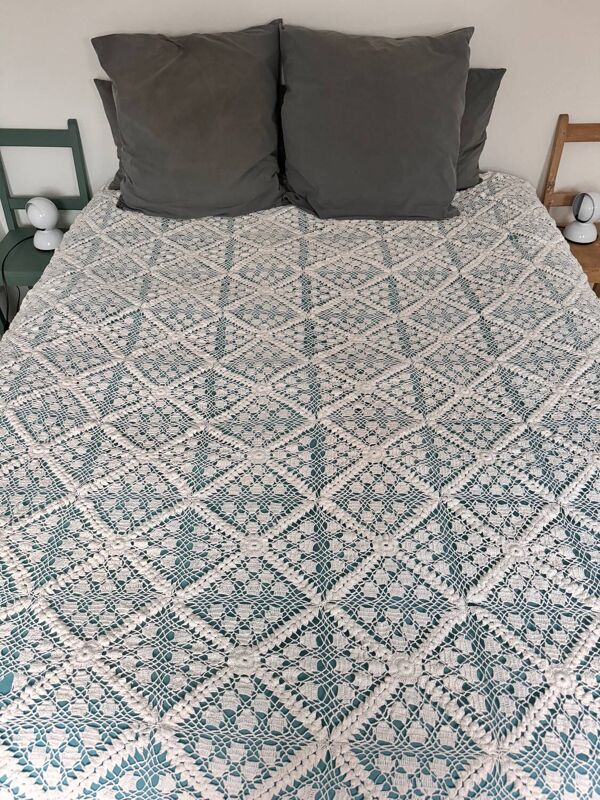 Grand dessus de lit vintage au crochet fait main