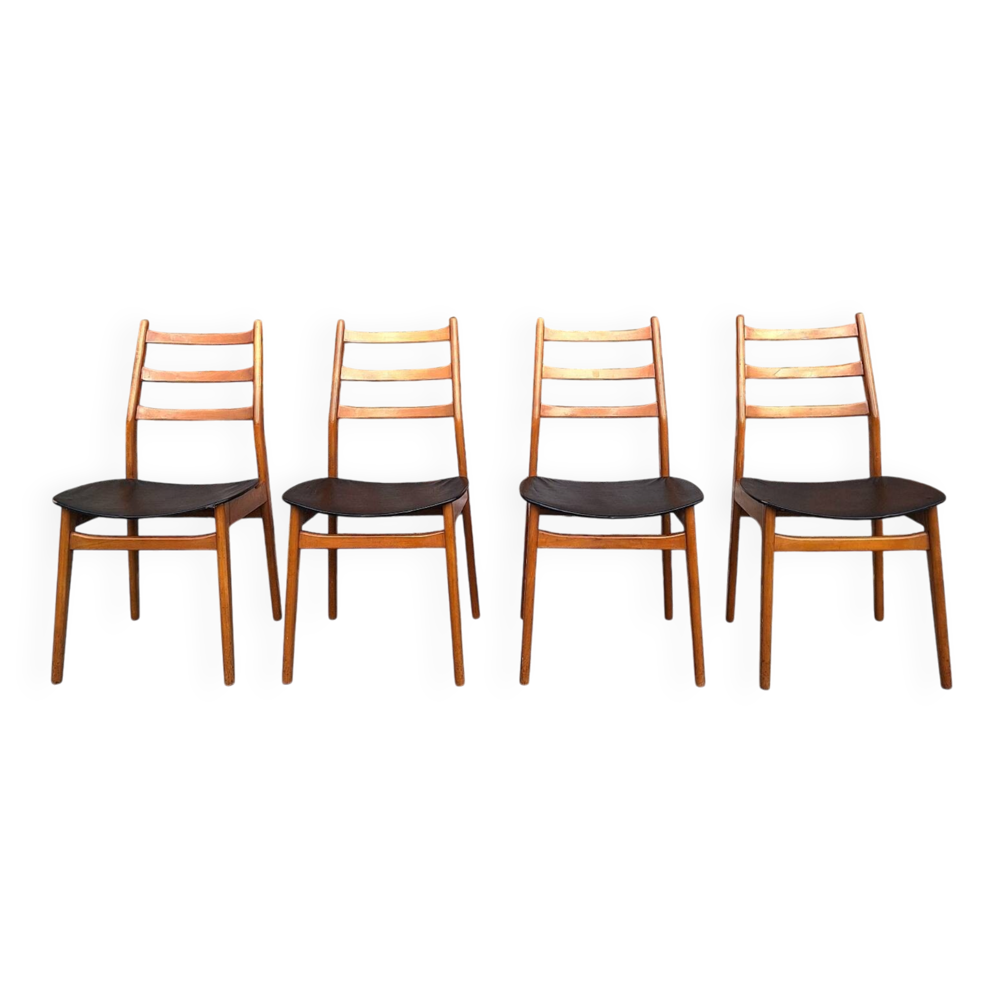 Set of 4 Casala chairs, vintage Scandinavian design seats.