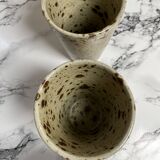 Beige pyrite stoneware mugs