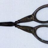 Pair of Art-Nouveau embroidery scissors, in perfect condition!