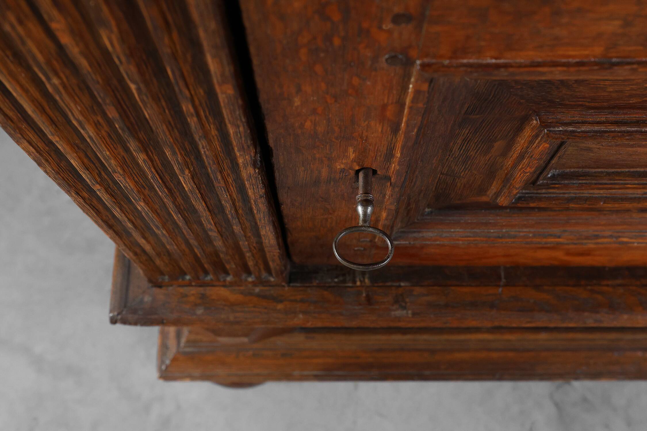 17th Century Belgian Renaissance Oak Cabinet with Concealed Lock