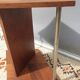 Table d'appoint moderniste Art Déco Noyer et acier chromé