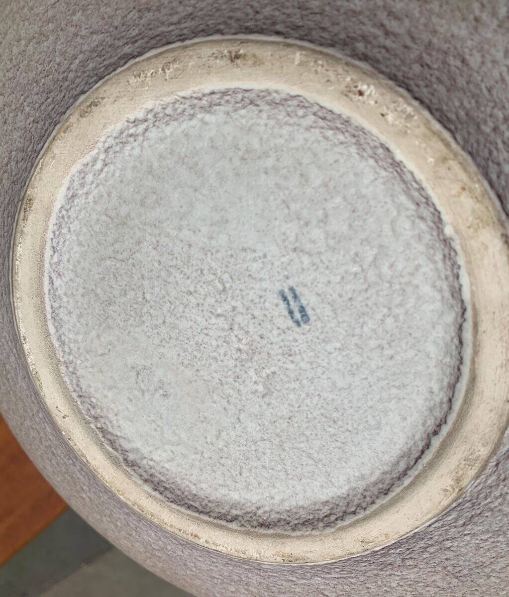 Large vase in German pottery from the mid-century with a crane ornament from Cortendorf.