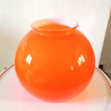 Globe en opaline orange design années 70