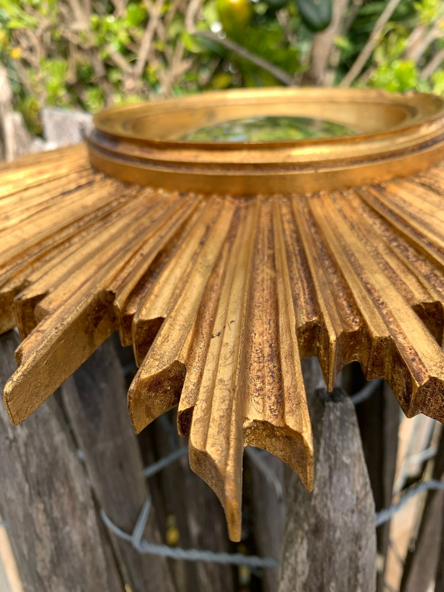 Mirror sun or wooden witch, gilded with gold leaf, diameter 41 cm
