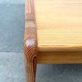Vintage coffee table in Swedish pine by Yngve Ekström for Swedese, 1970s.