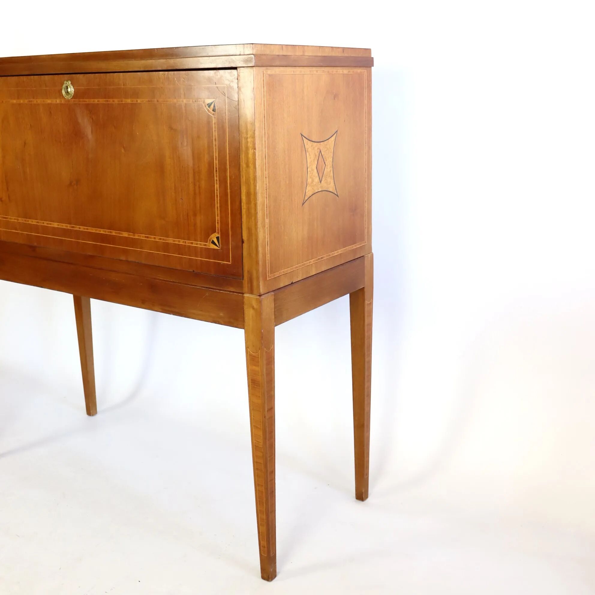 Cabinet années 40