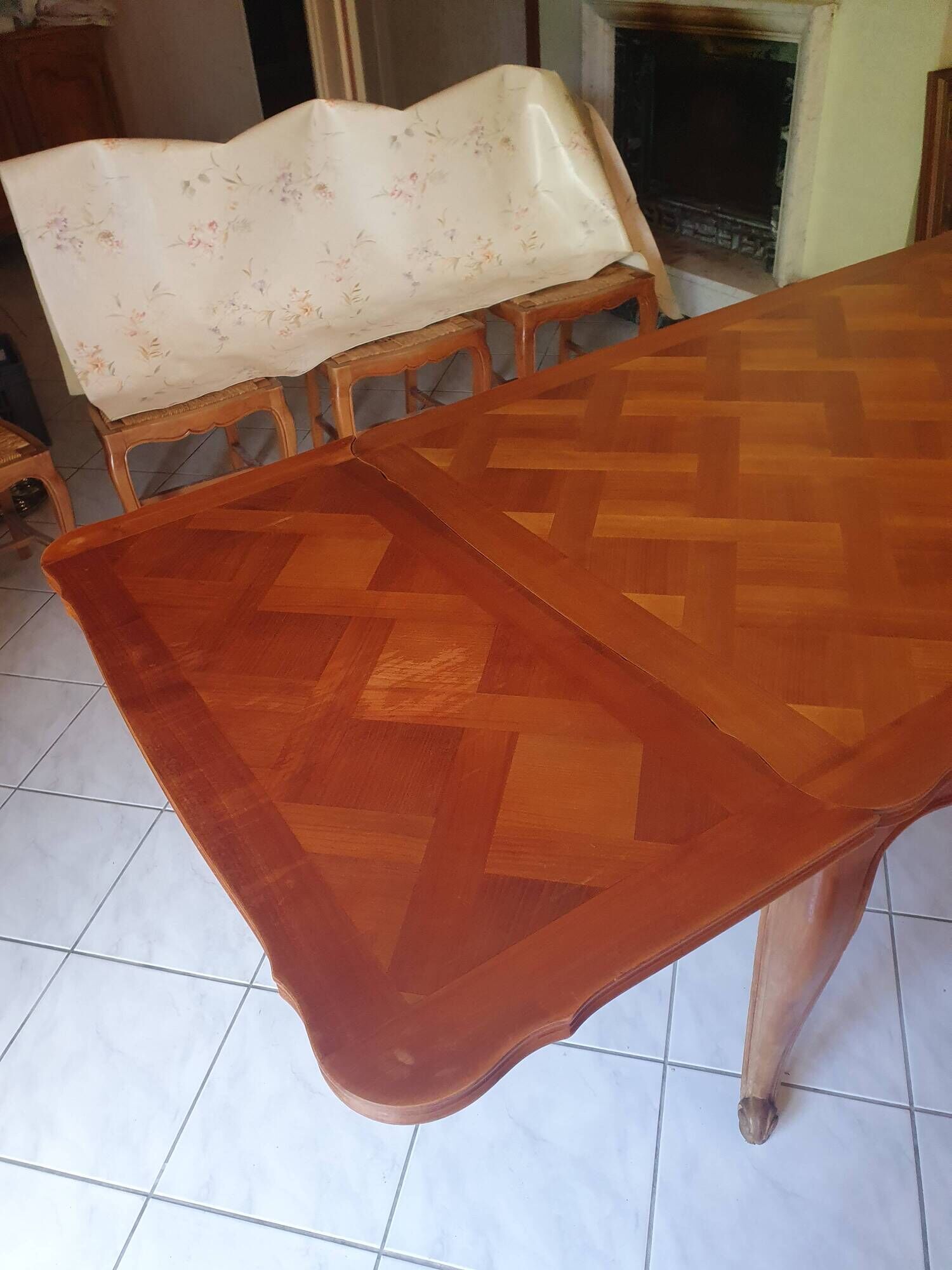 Table in solid cherry wood in Louis XV style.