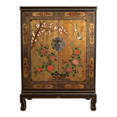 Chinese furniture set: chest of drawers and 2 sliding doors in wood