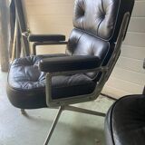Set of 2 Ch.Eames lobby chairs