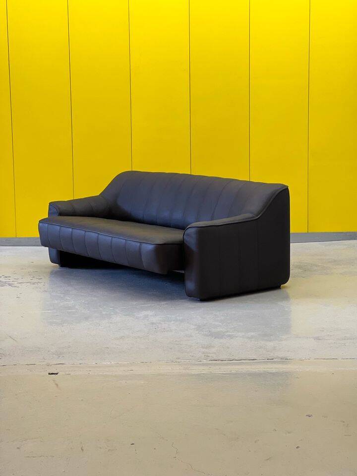 Black leather 3-seater sofa by De Side, from 1970's model 44
