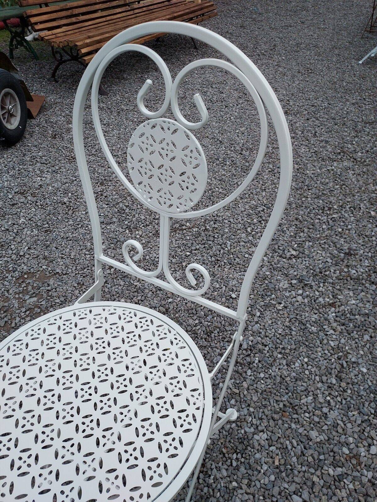 folding garden furniture in white patinated iron