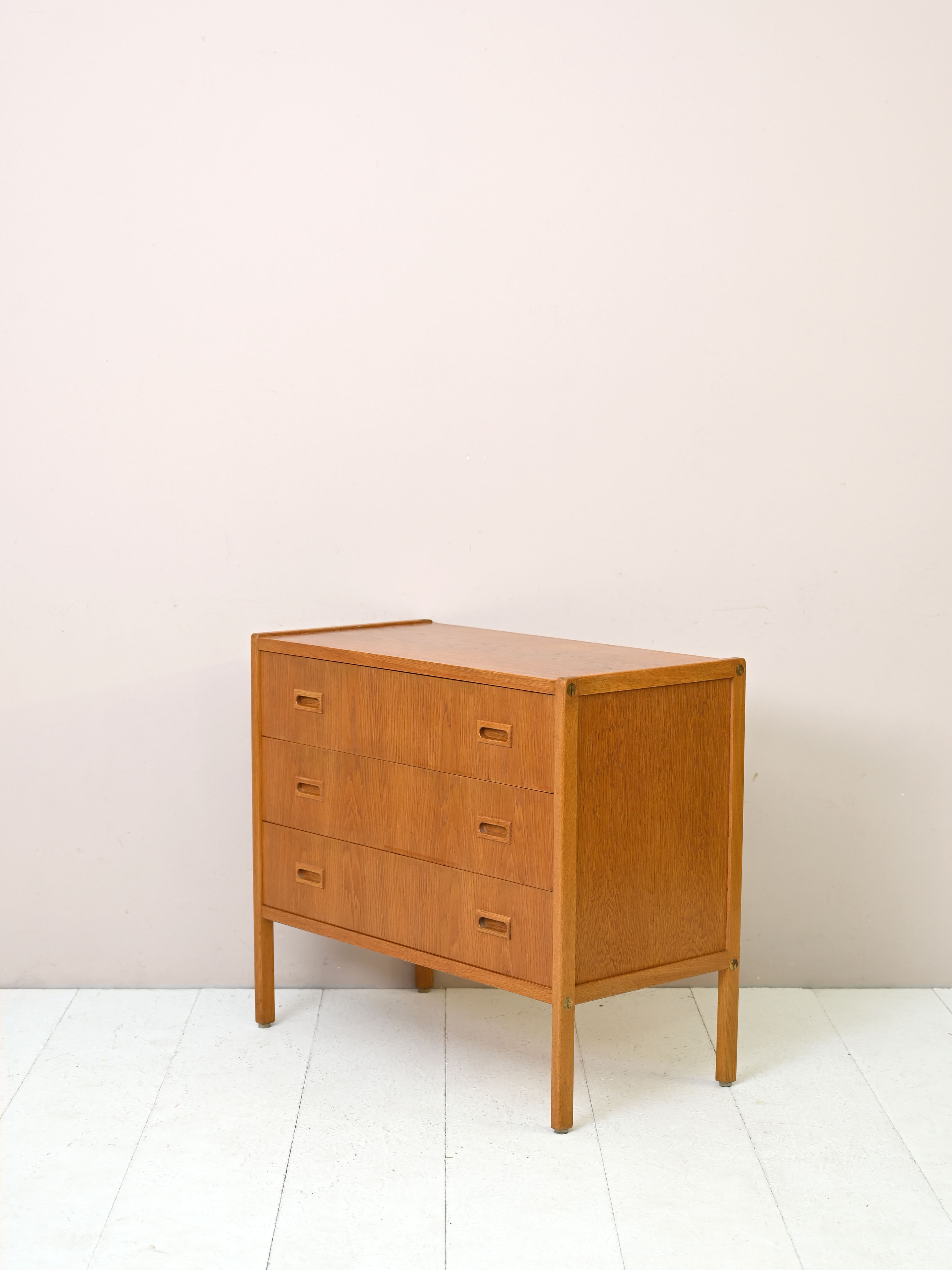 Commode moderniste de la société Bodafors