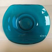 Bougeoir tordu en verre bleu
